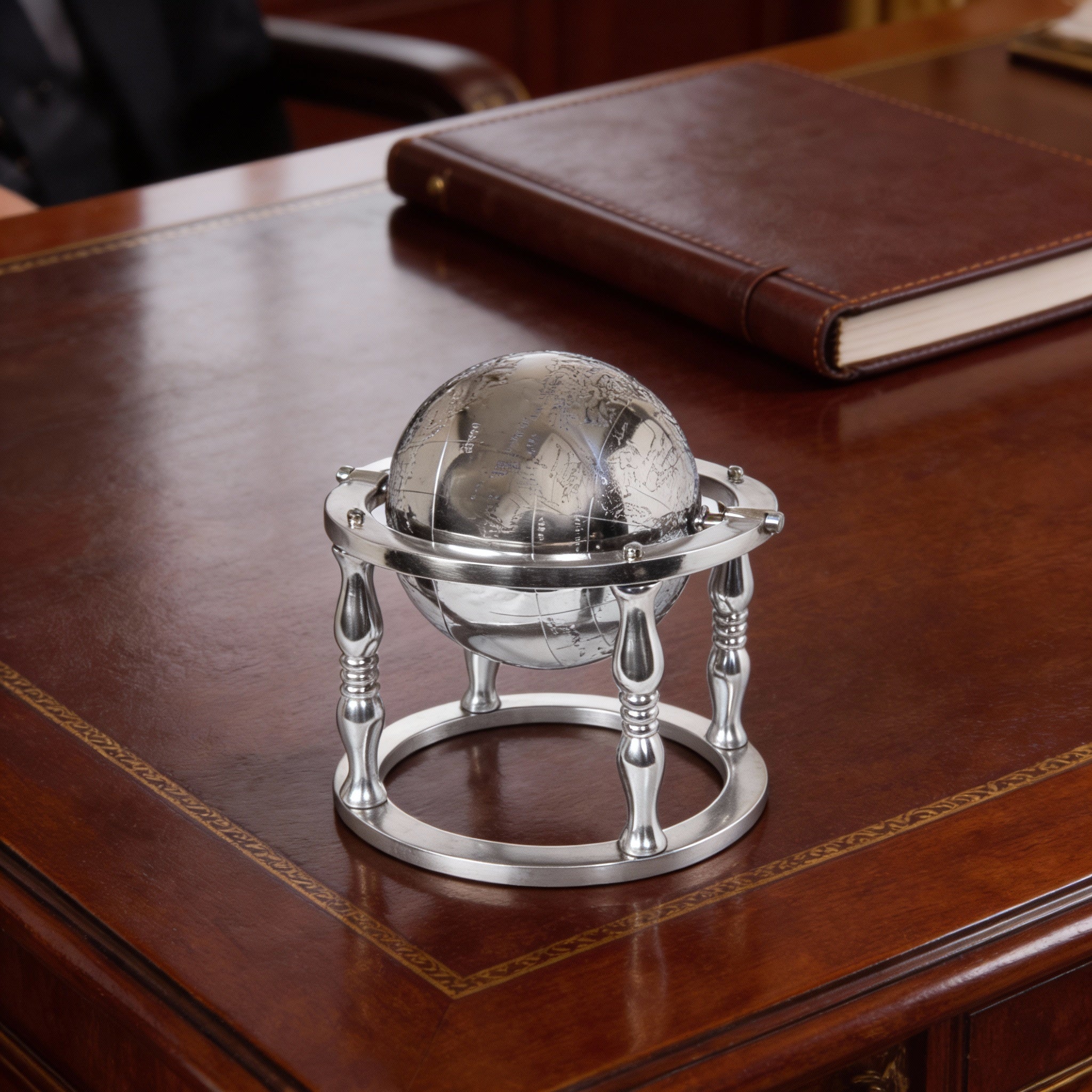 Atlas Brass Sphere Holder