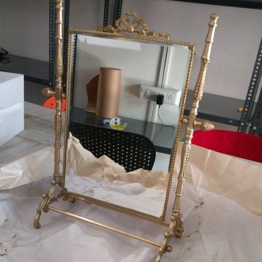 Atelier Easel Mirror Stand